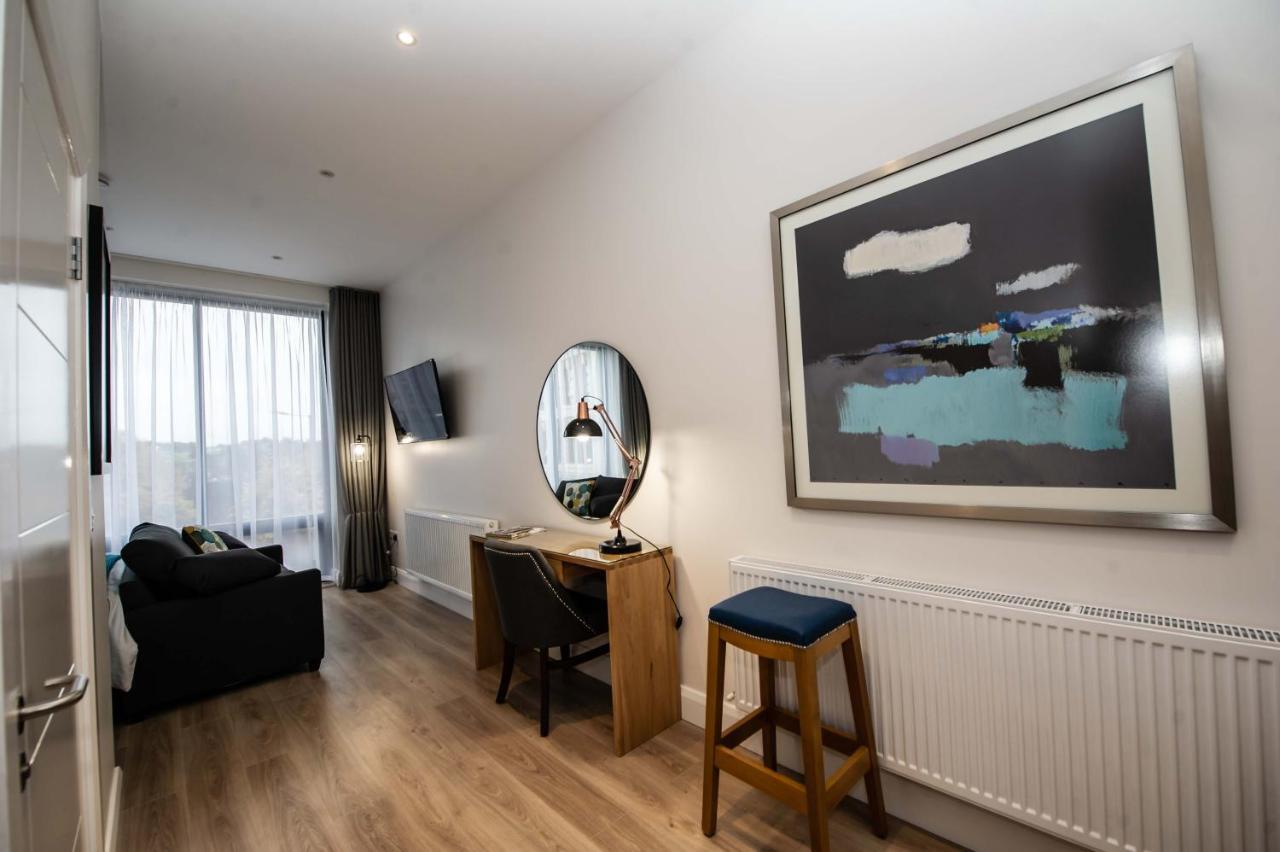 The James Suites Londonderry Exterior photo
