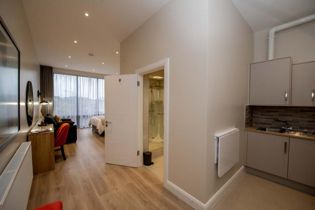 The James Suites Londonderry Exterior photo