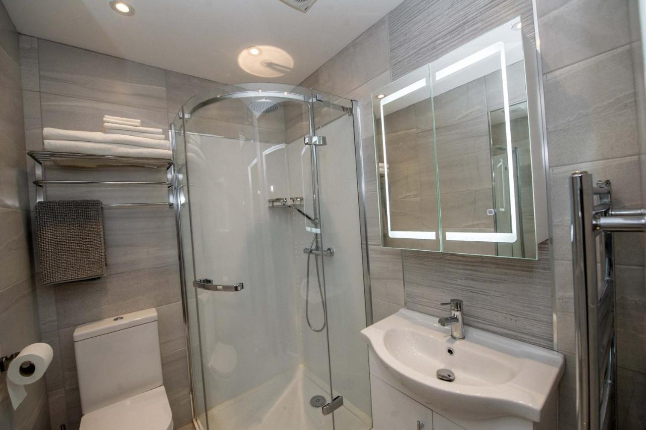 The James Suites Londonderry Exterior photo